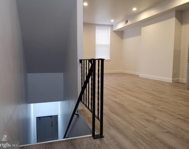 626 N 12th - Photo Thumbnail 2