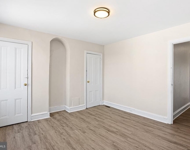 2420 W Jefferson Street - Photo Thumbnail 13