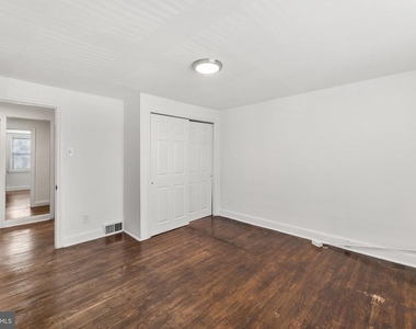 1451 W End Drive - Photo Thumbnail 17