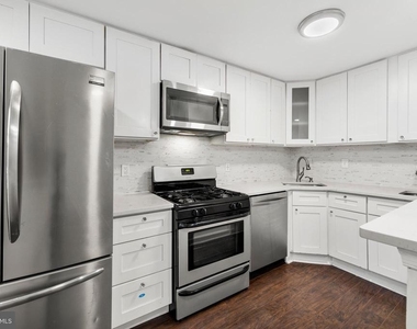 1451 W End Drive - Photo Thumbnail 9