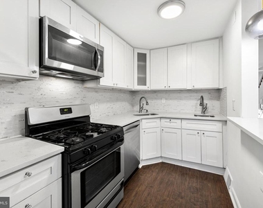 1451 W End Drive - Photo Thumbnail 11