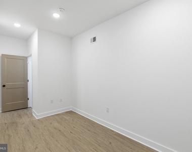 4021 Brown Street - Photo Thumbnail 10