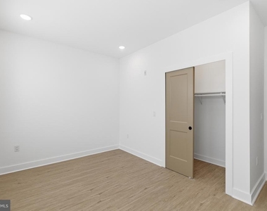 4021 Brown Street - Photo Thumbnail 5