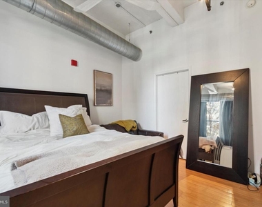 1637 Poplar Street - Photo Thumbnail 14