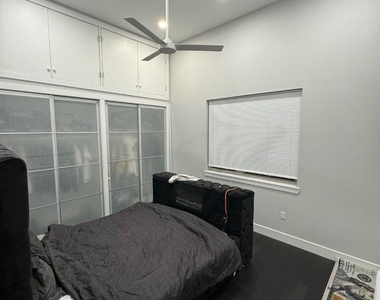 1324 N 5th Street - Photo Thumbnail 9