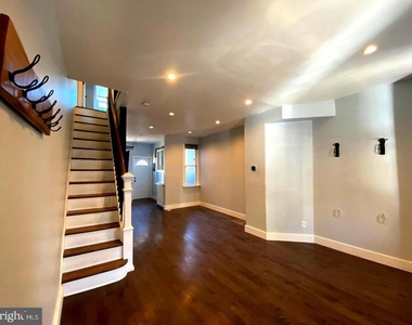1457 N Corlies Street - Photo Thumbnail 2