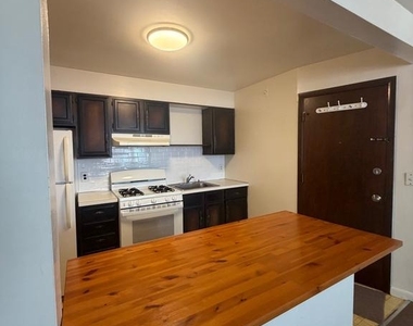 1604 S Clarion Street - Photo Thumbnail 6