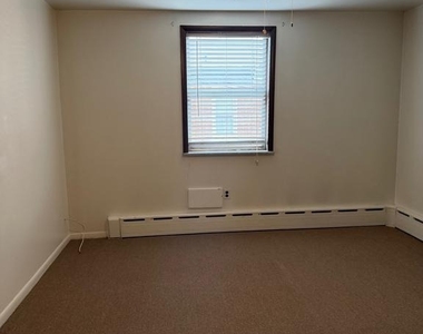 1604 S Clarion Street - Photo Thumbnail 11