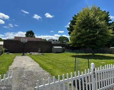 465 Cinnaminson Street - Photo Thumbnail 16