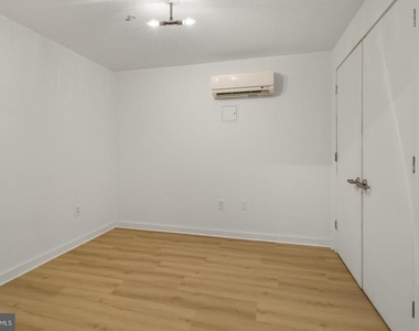2321 Fitzwater Street - Photo Thumbnail 10