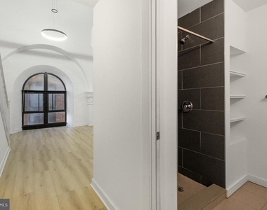 2321 Fitzwater Street - Photo Thumbnail 14
