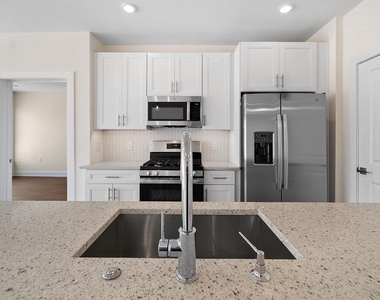 1148 N 2nd Street - Photo Thumbnail 1
