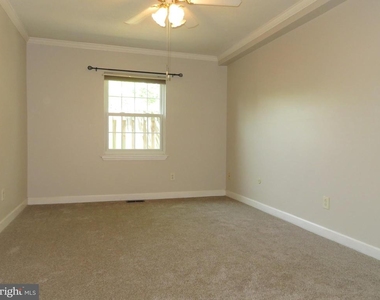 126 Berwick Place - Photo Thumbnail 12