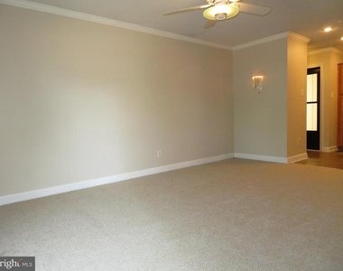 126 Berwick Place - Photo Thumbnail 7
