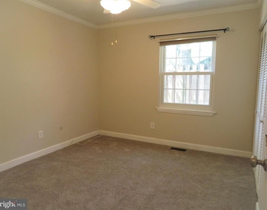 126 Berwick Place - Photo Thumbnail 17