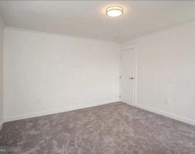 5 Coates Street - Photo Thumbnail 13