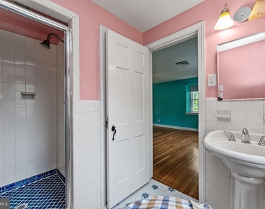 471 Athens Avenue - Photo Thumbnail 11