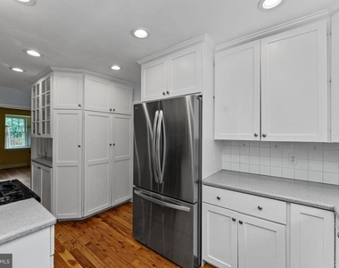 471 Athens Avenue - Photo Thumbnail 9