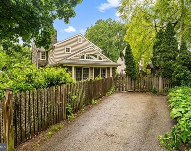 471 Athens Avenue - Photo Thumbnail 18