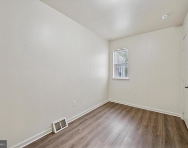 1016 Potter Street - Photo Thumbnail 12