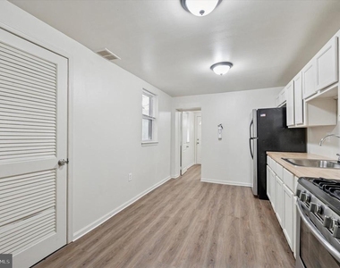 1016 Potter Street - Photo Thumbnail 6