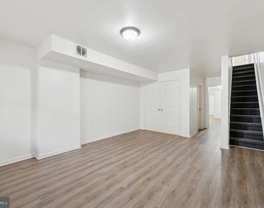 1016 Potter Street - Photo Thumbnail 1