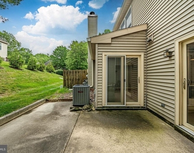 9 Oak Leaf Lane - Photo Thumbnail 30