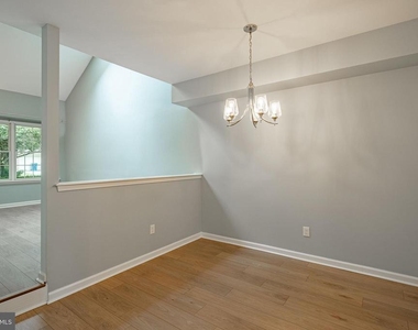 9 Oak Leaf Lane - Photo Thumbnail 6