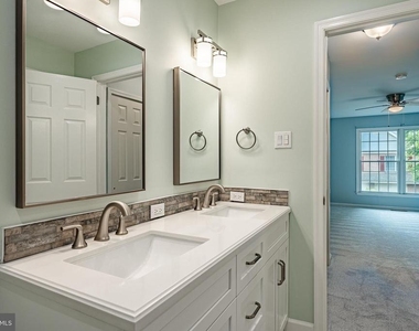 9 Oak Leaf Lane - Photo Thumbnail 19