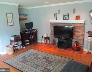 52 Paisley Road - Photo Thumbnail 2