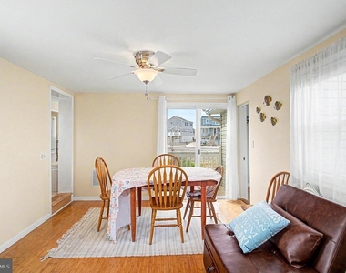1022 South Green Street - Photo Thumbnail 12
