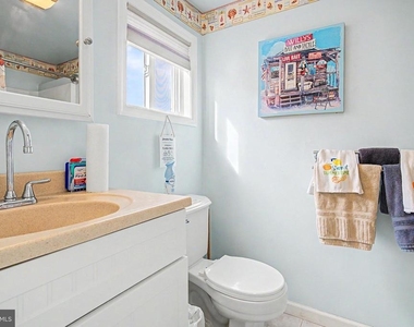 1022 South Green Street - Photo Thumbnail 21