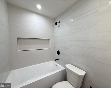 355 Cherry Hill Boulevard - Photo Thumbnail 23
