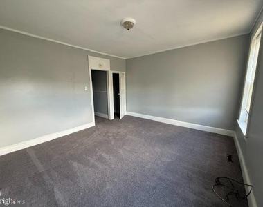 440 Henry Street - Photo Thumbnail 11