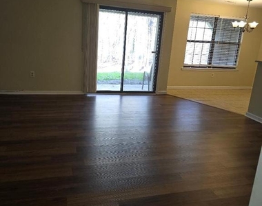 17 Bridgewater Drive - Photo Thumbnail 4