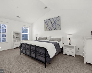 408 Stayton Street - Photo Thumbnail 25