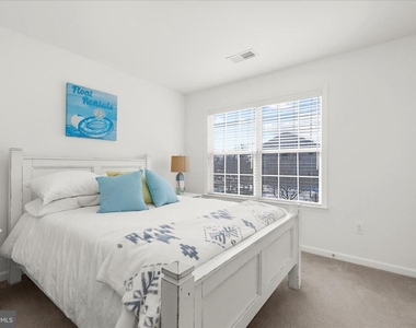 408 Stayton Street - Photo Thumbnail 39