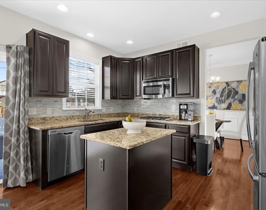 408 Stayton Street - Photo Thumbnail 16
