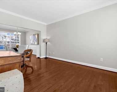 408 Stayton Street - Photo Thumbnail 3