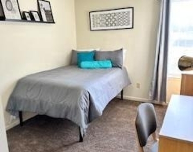 30630 Umes Boulevard - Photo Thumbnail 5