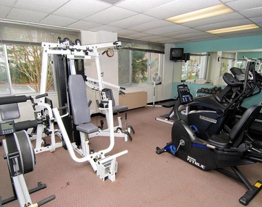 11801 Rockville Pike - Photo Thumbnail 19