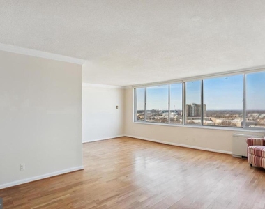 11801 Rockville Pike - Photo Thumbnail 7