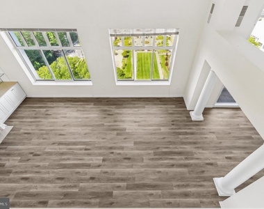 5801 Nicholson Lane - Photo Thumbnail 12