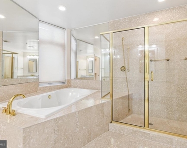 5801 Nicholson Lane - Photo Thumbnail 16