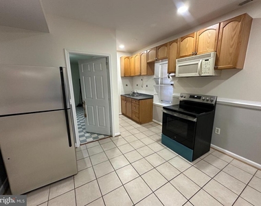 1623 Angelwing Dr - Photo Thumbnail 10