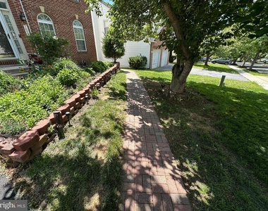 1623 Angelwing Dr - Photo Thumbnail 1