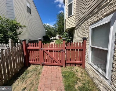1623 Angelwing Dr - Photo Thumbnail 4