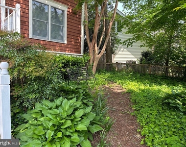 7315 University Avenue - Photo Thumbnail 40