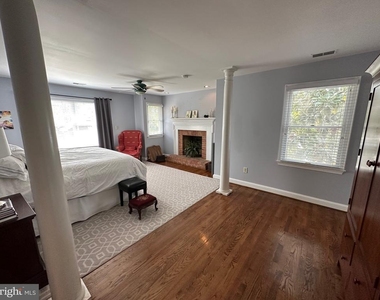 7315 University Avenue - Photo Thumbnail 21