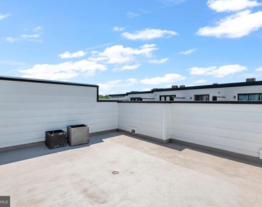 11366 Emerald Park Road - Photo Thumbnail 52